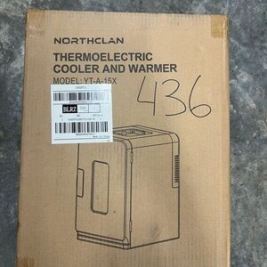 Thermoelectric Cooler and Warmer - Gray